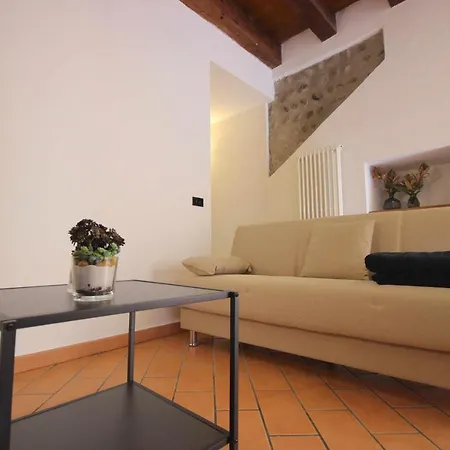 Vr Casa Di Mezzo Apartment Verona