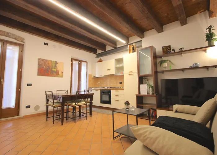 Vr - Casa Di Mezzo Appartamento Verona